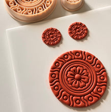 Load image into Gallery viewer, Elara | Necklace &amp; Earring Clay Cutter Set
