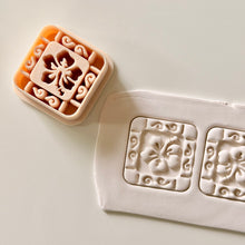 Load image into Gallery viewer, Aloha Clay Cutter
