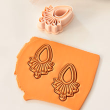 Load image into Gallery viewer, Eloisa Clay Cutter
