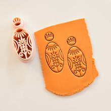 Load image into Gallery viewer, Colette Clay Cutter

