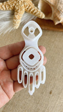 Load image into Gallery viewer, Dona Clay cutter
