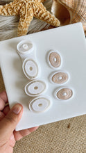 Load image into Gallery viewer, Hole Clay Cutter
