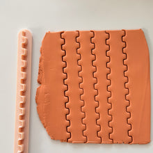 Load image into Gallery viewer, 08 Edge Cutter For Polymer Clay
