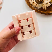 Load image into Gallery viewer, Stay-Put Resin Tray Set | Polymer Clay Tool
