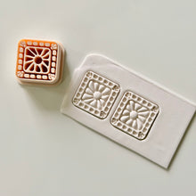Load image into Gallery viewer, Solimar Clay Cutter
