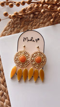 Load image into Gallery viewer, Sunflower Earrings
