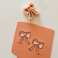 Load image into Gallery viewer, Bella Bow Clay Cutter
